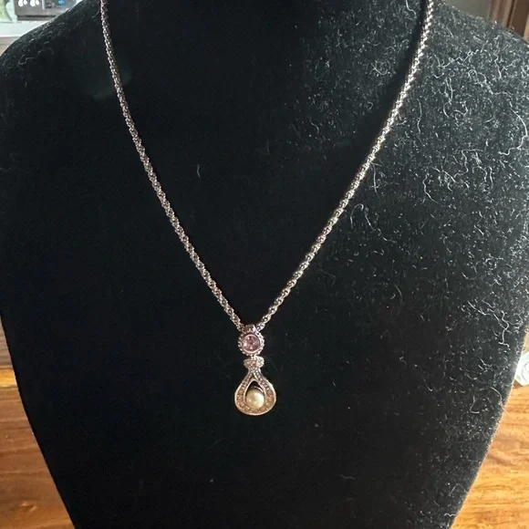 Dior Silver Necklace with Pearl and Crystal Accents - Picture 5 of 8